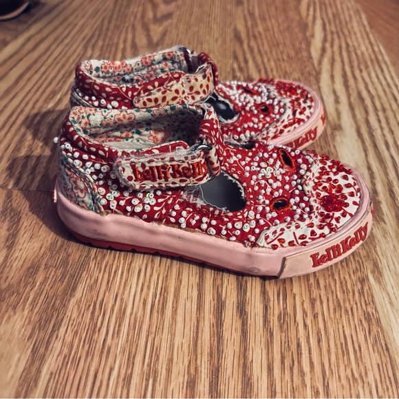 Lilli Kelly Pink Flower Embellished Tennis Shoes Velcro Strap Size 2 M - Picture 7 of 16